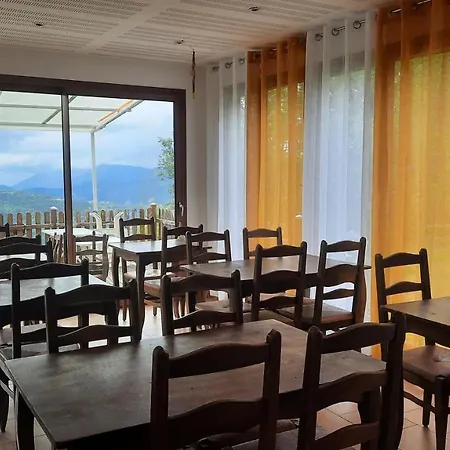 Refuge De Roncharel *