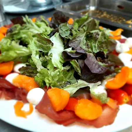 Refuge De Roncharel Zajazd *