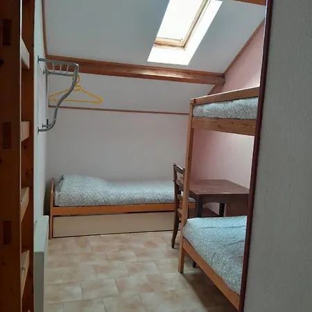 Refuge De Roncharel *